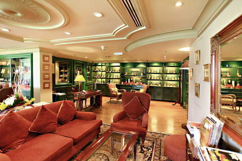 The Apartments At Merdeka Palace Hotel Kuching Esterno foto